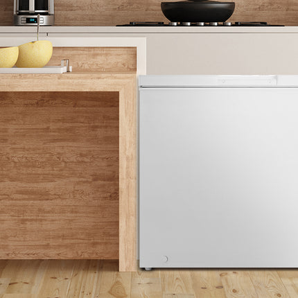 White Chest Freezer 198L